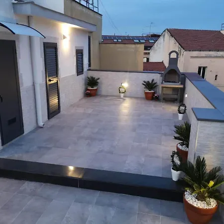 La Terrazza Del Corso * Neapol