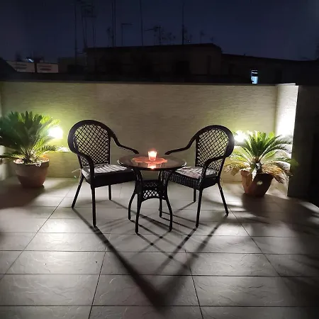 Lägenhet La Terrazza Del Corso *